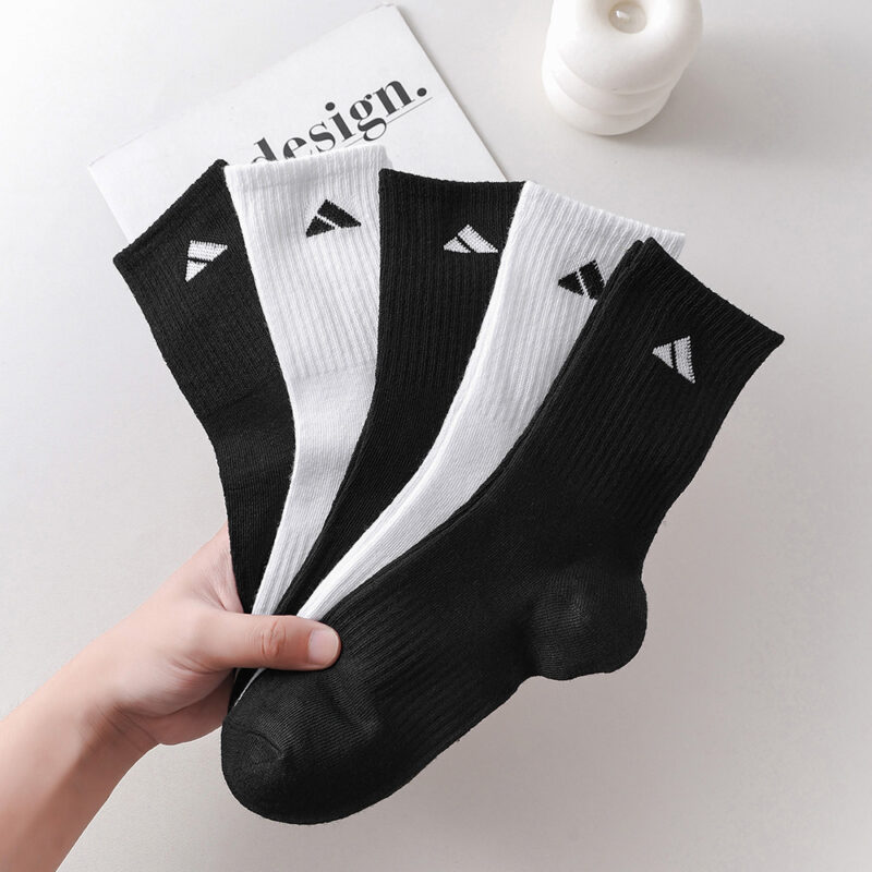 Unisex Solid Color Socks (5 Pairs) – Breathable, Comfortable & Odor-Resistant